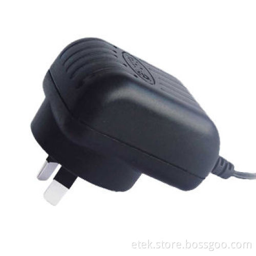 Switching Power Adapter with Output Power of 5W